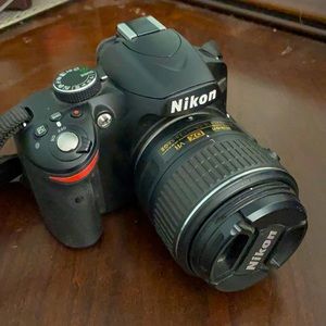 Nikon 3200 in great conditions
